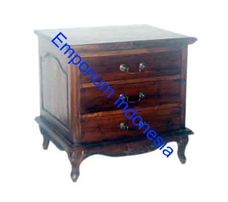 Victorian Reproduction Chest of Drawers